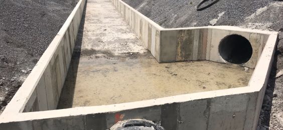 Concrete mud sump